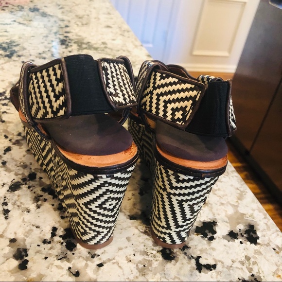 Lucky Brand Koko Woven Slingback Platform Sandals - Picture 6 of 8